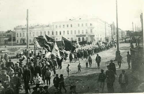 Нажмите на изображение для увеличения
Название: Лассаля (Карла Маркса), пионерский парад, сентябрь 1924.jpg
Просмотров: 37
Размер:	179.4 Кб
ID:	1646098