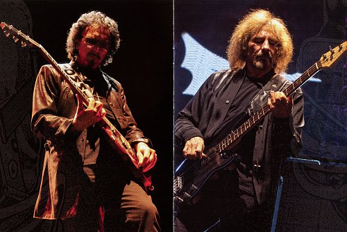 Блэк саббат live. Black sabbath live gathered in their masses. Black sabbath 2013 фото. Black sabbath live evil 1982. Блэк саббат концерт.