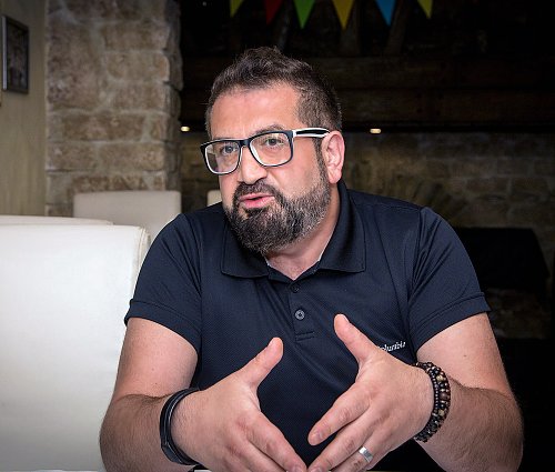 Александр айвазов биография личная жизнь Аккорды и тексты песен Саши Айвазова Accordium Delectus Подборка аккордов