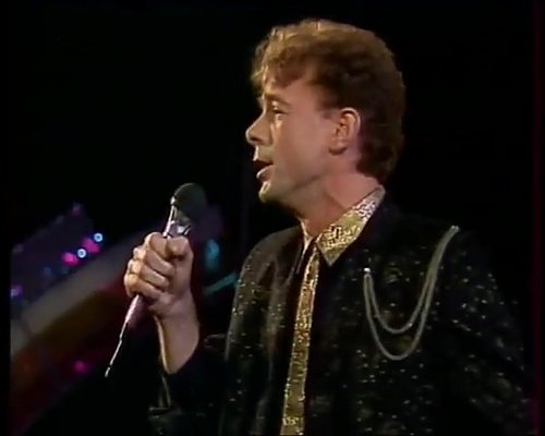 Гнатюк малиновый звон. Песня малиновый звон гнатюк. Слушать гнатюк малиновый. Гнатюк малиновый. Слушать гнатюк малиновый.